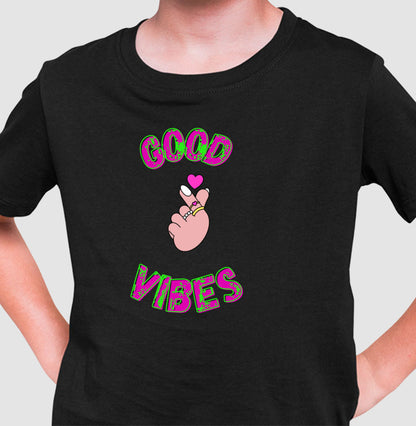 Camiseta Infantil - Good Vibes Coração