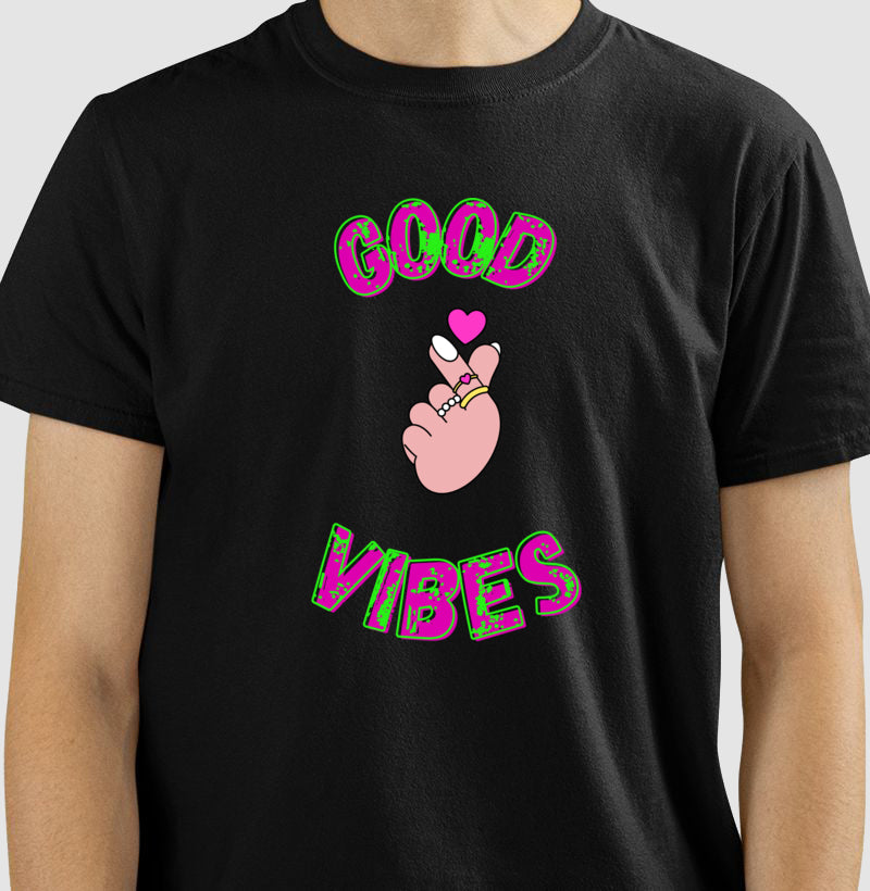 Camiseta - Good Vibes Coração